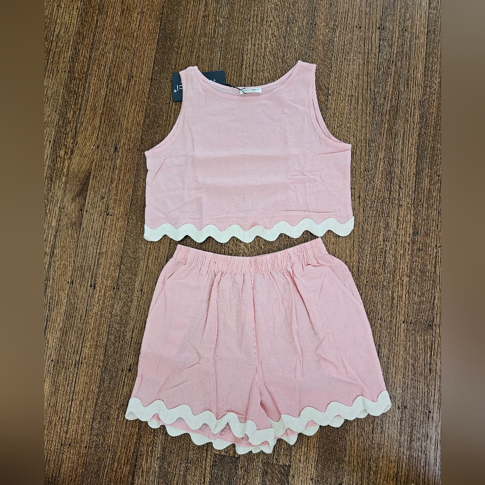 Anna-Kaci Pink Ric-Rac Short Set – New - Picture 4 of 4
